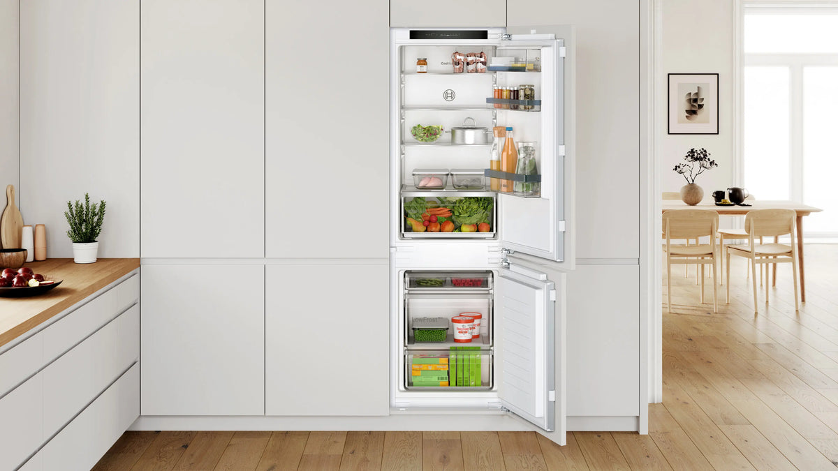 Combină frigorifică încorporabilă Bosch KIV86VFE1, Seria 4, 267 l