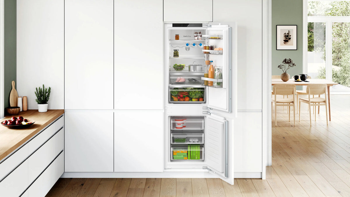 Combină frigorifică încorporabilă Bosch KIN86VFE0, Seria 4, 260 l, No Frost