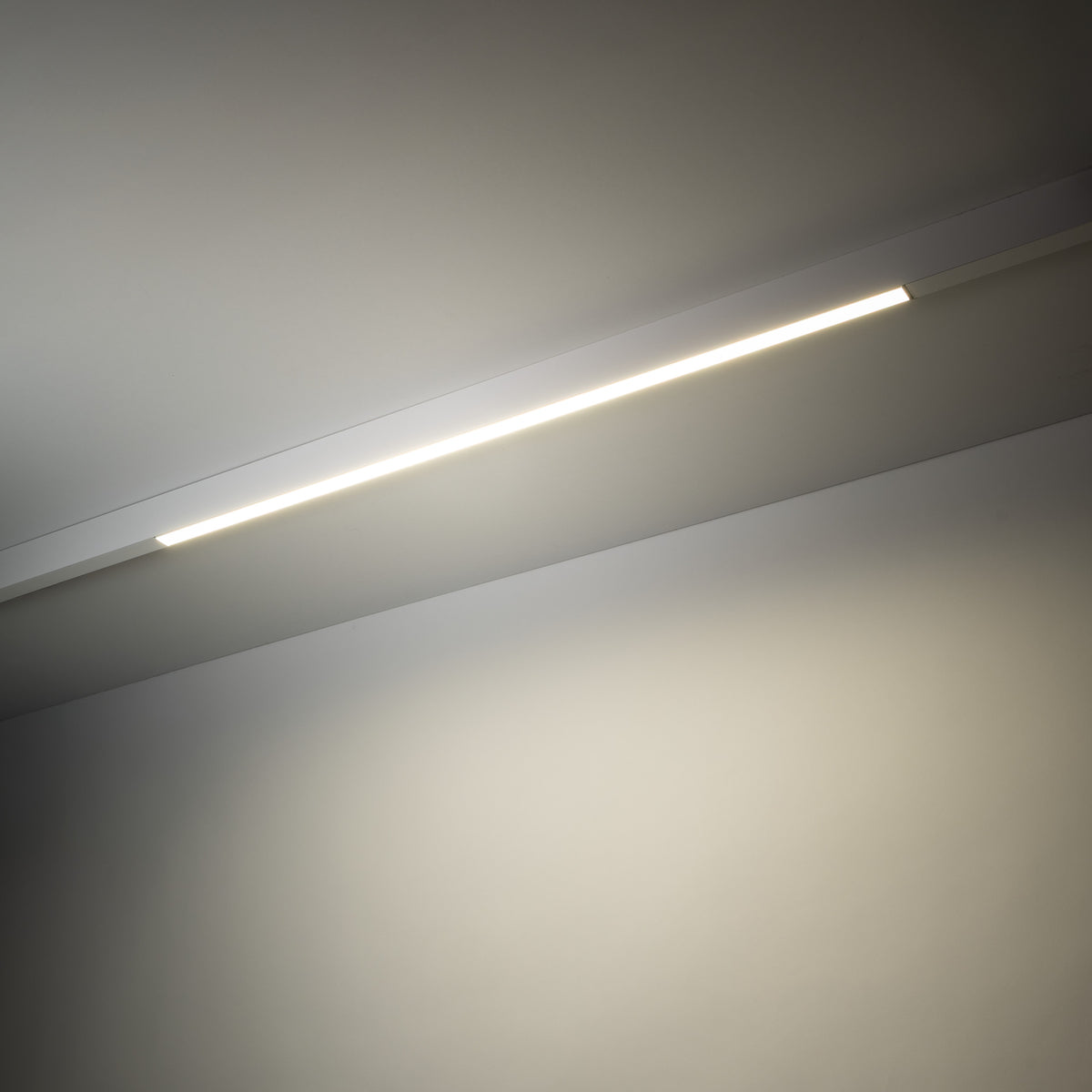 Spot pe șină TK Lighting Magnetic Easy Line, alb, 18036