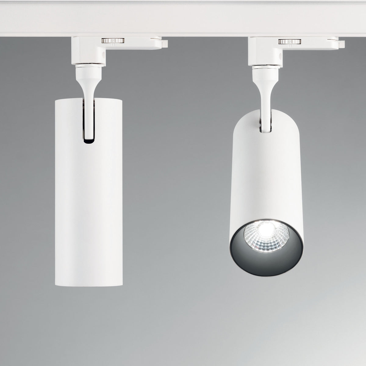 Spot pe șină Ideal Lux Smile 3-PHASE 15W CRI80 24° 3000K, negru, 189581