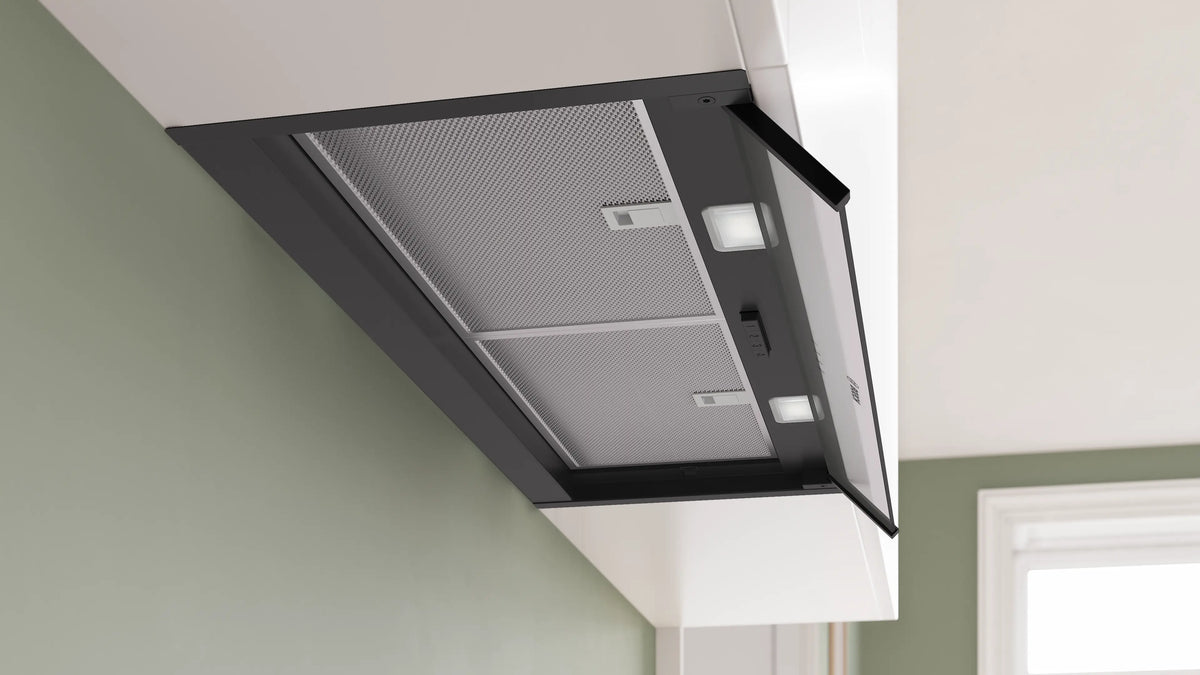 Hotă încorporabilă Bosch DBB85CC60, Seria 4, 80 cm, neagră