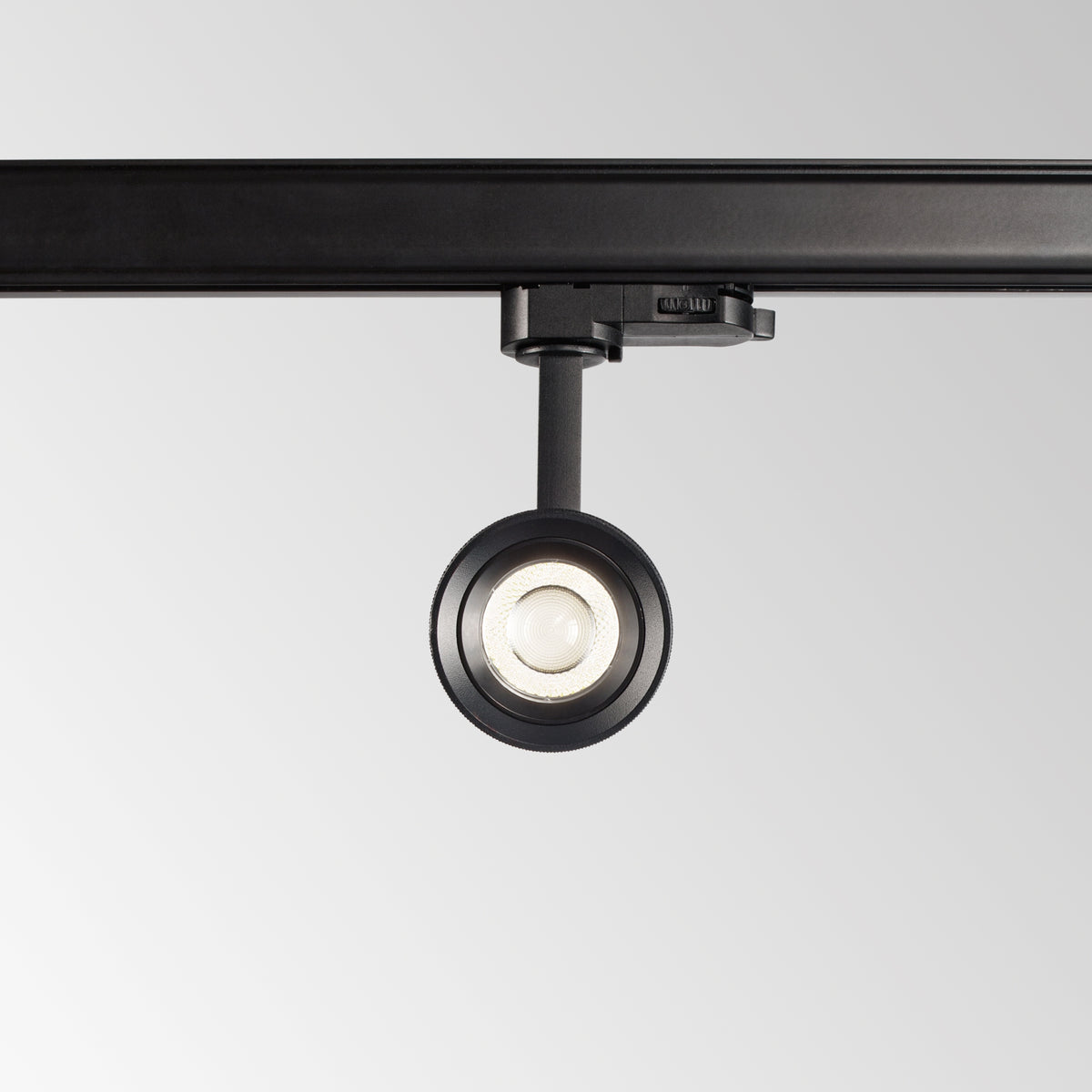 Spot pe șină Ideal Lux Eos 3-PHASE 15W 3000K ON-OFF, negru, 276182