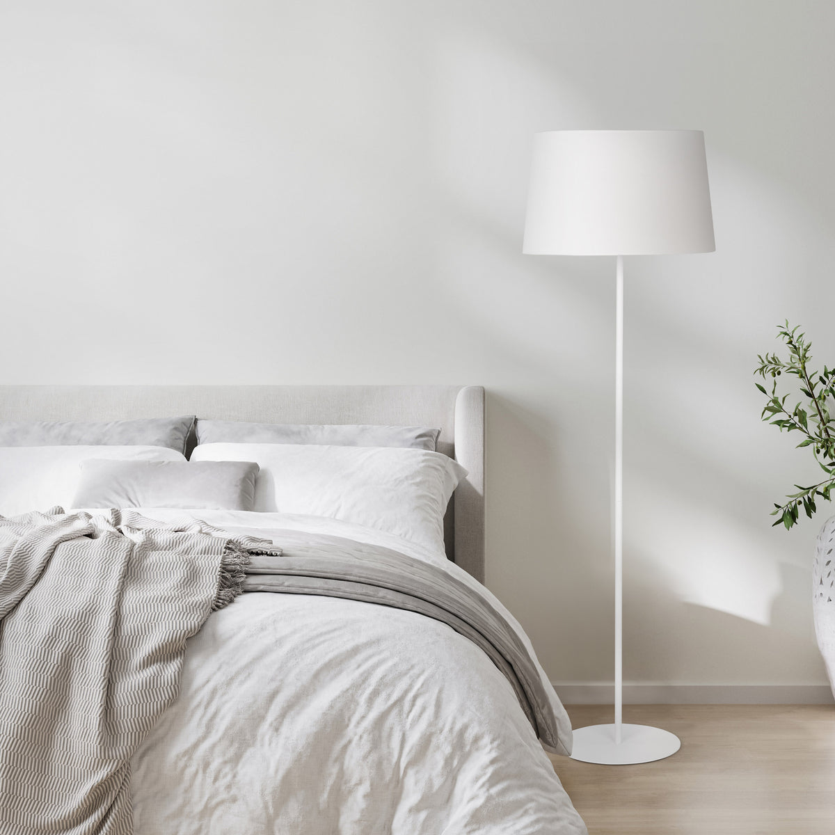 Lampadar Maja White 2919