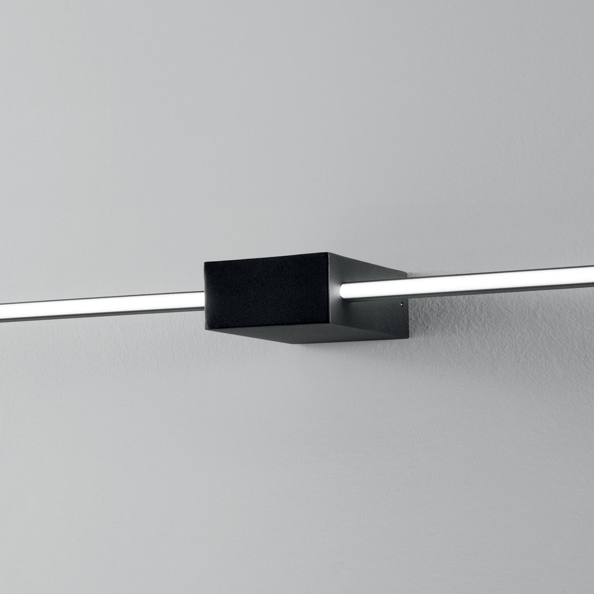 Aplică Ideal Lux Theo, negru, Ø75 cm, 311760