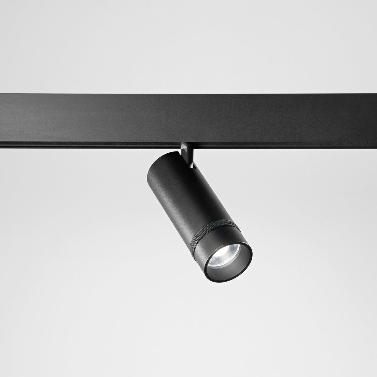 Spot pe șină Ideal Lux Ego Track 10W 20°-40° Zoom 4000K DALI, negru, 340180