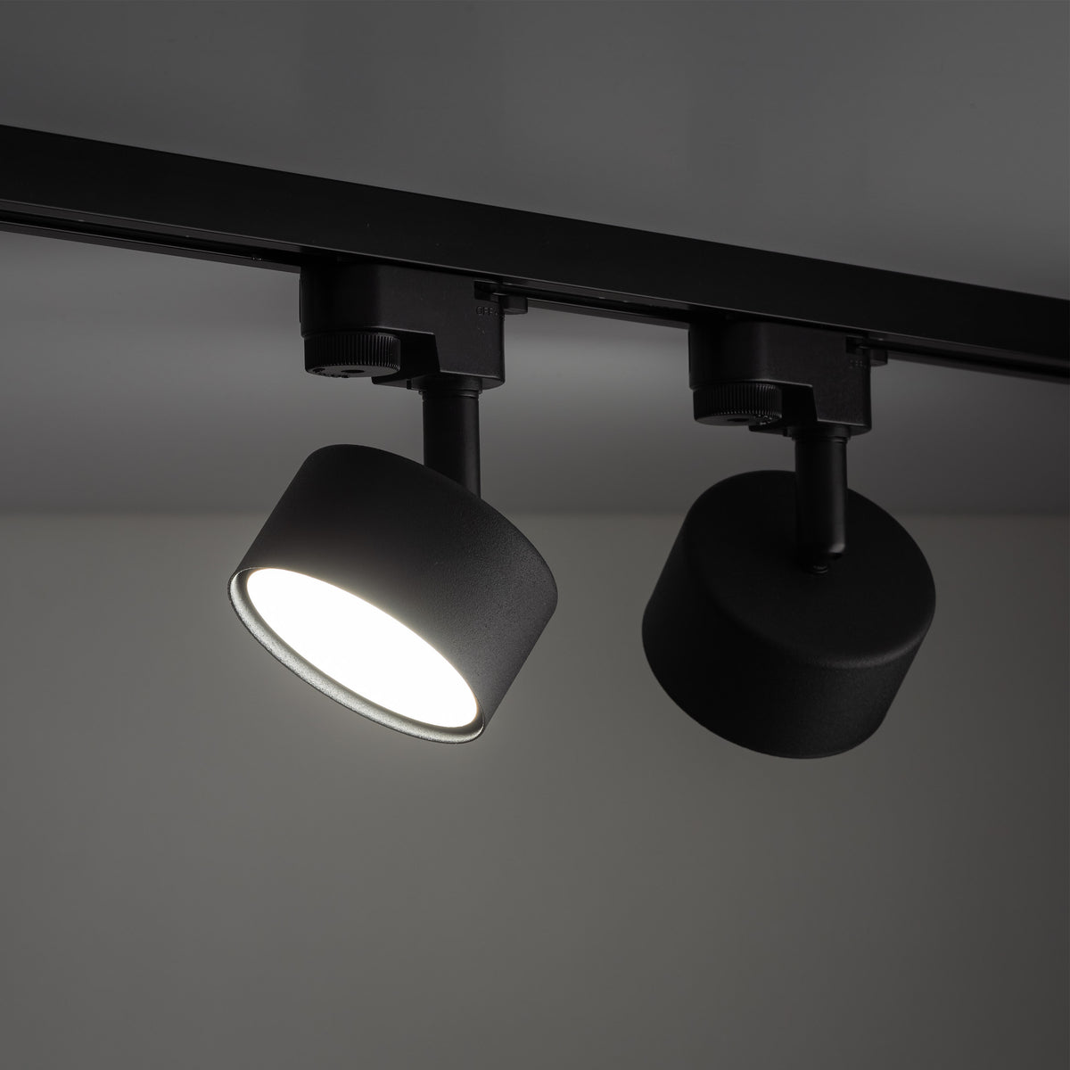 Spot pe șină TK Lighting Tracer Avia, negru, 4398