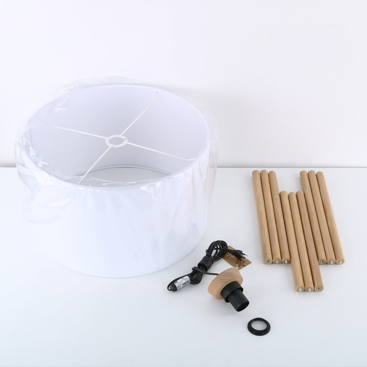 Lampa Tokyo White 5299
