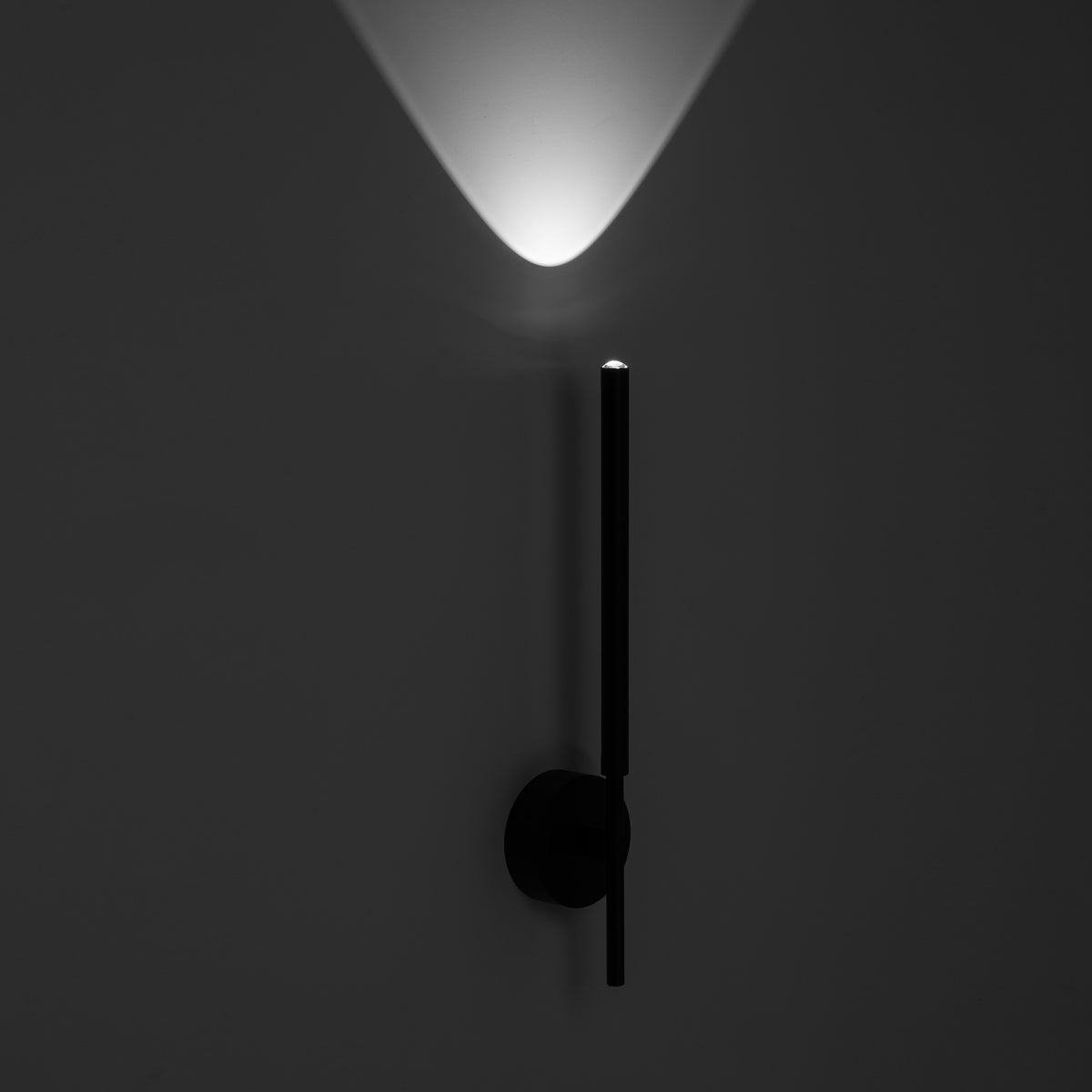 Aplica de perete Fokus Black 5397