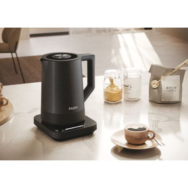 Fierbător electric Haier HKE5A, negru