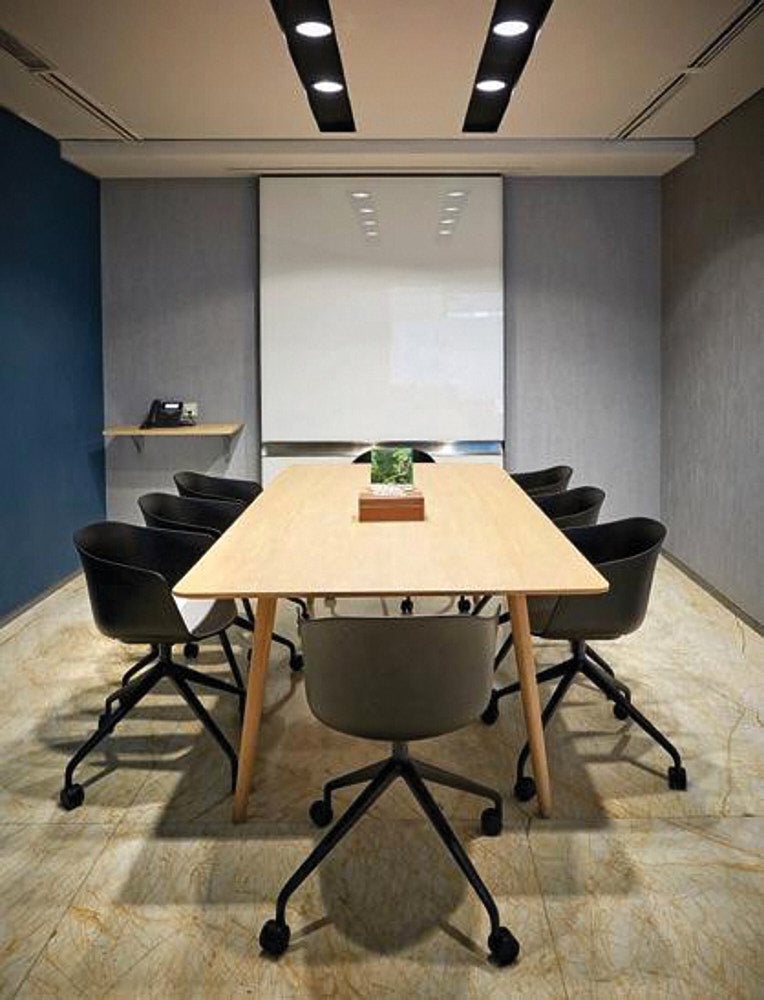Scaun de conferință Maxdesign Max