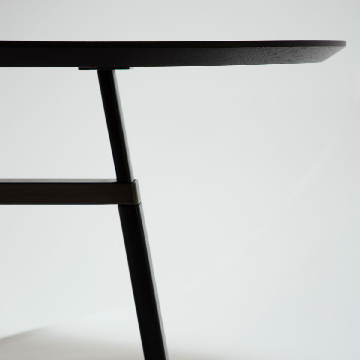 Masă de dining CROSS Frasin negru 400208324