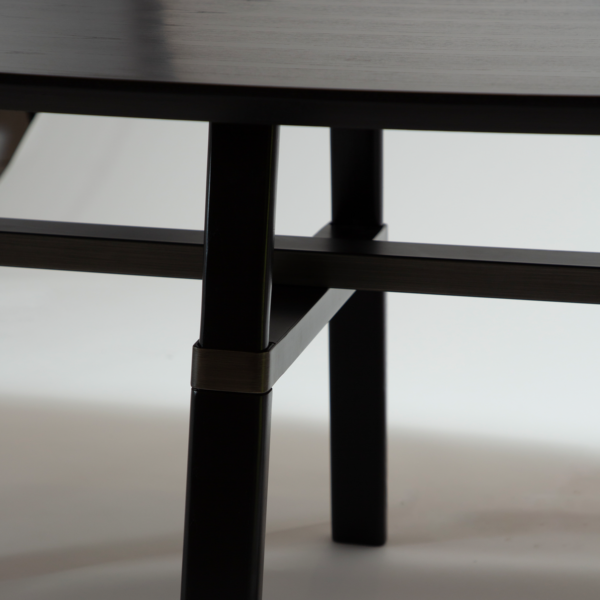 Masă de dining CROSS Frasin negru 400208324