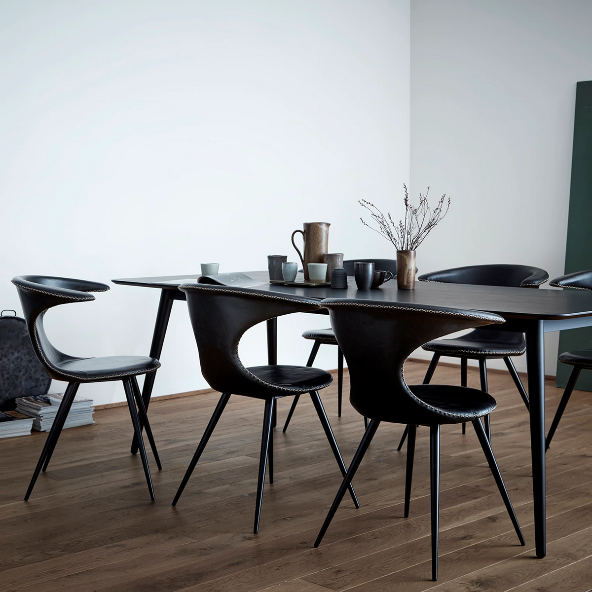 Scaun DAN-FORM Flair, negru, 100222300