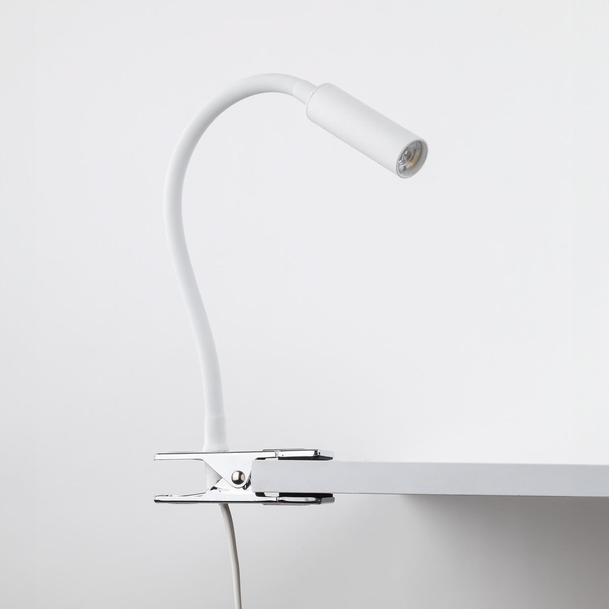Lampadar Lagos White 16024