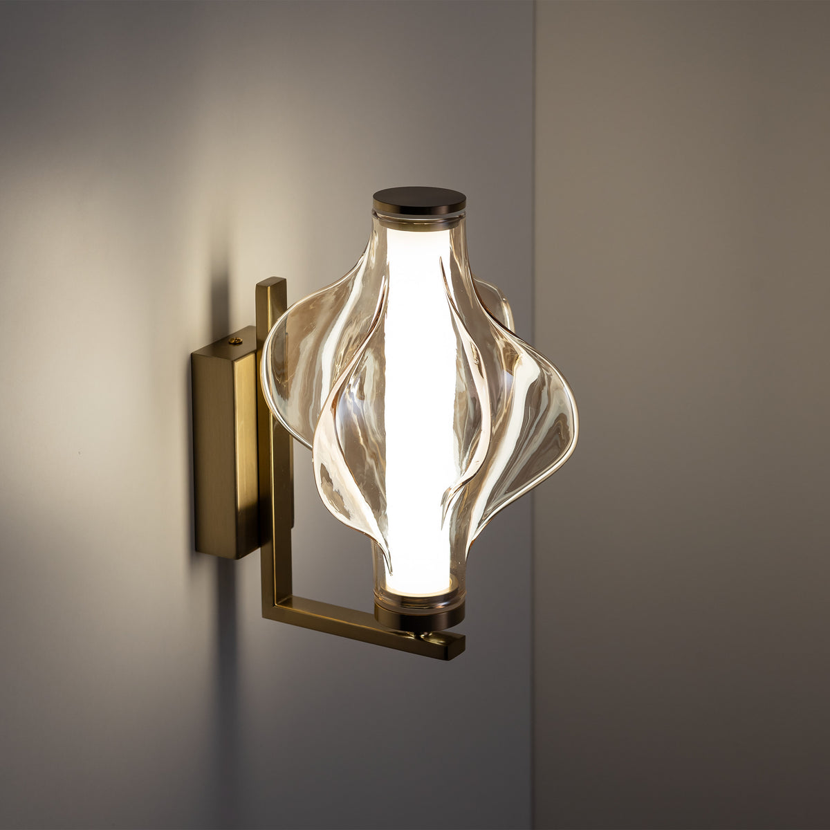 Aplică TK Lighting Elva, alamă, 18218