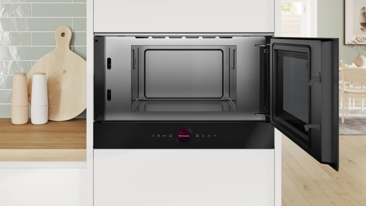 Cuptor cu microunde încorporabil Bosch BFR7221B1, Seria 8, negru