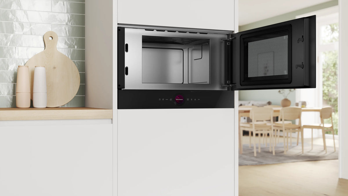 Cuptor cu microunde încorporabil Bosch BFR7221B1, Seria 8, negru