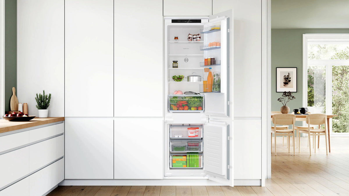 Combină frigorifică încorporabilă Bosch KIN96NSE0, Seria 2, 290 l, No Frost