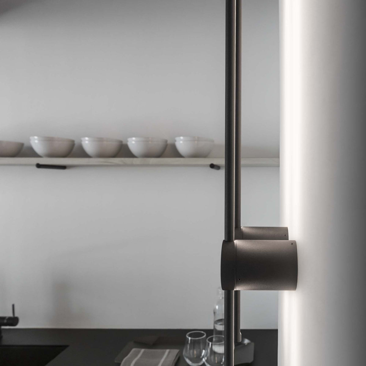 Aplică Ideal Lux Essence 3000K, negru, Ø70 cm, 265643