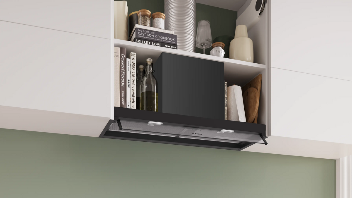 Hotă încorporabilă Bosch DBB85CC60, Seria 4, 80 cm, neagră