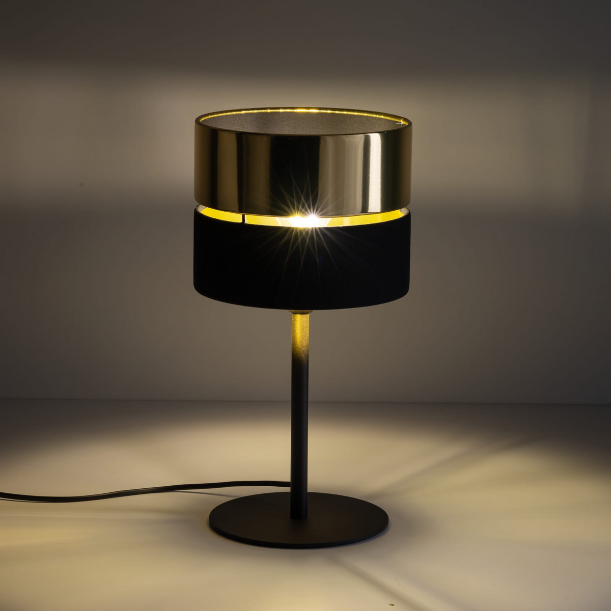 Lampa Hilton Black/Gold 16051