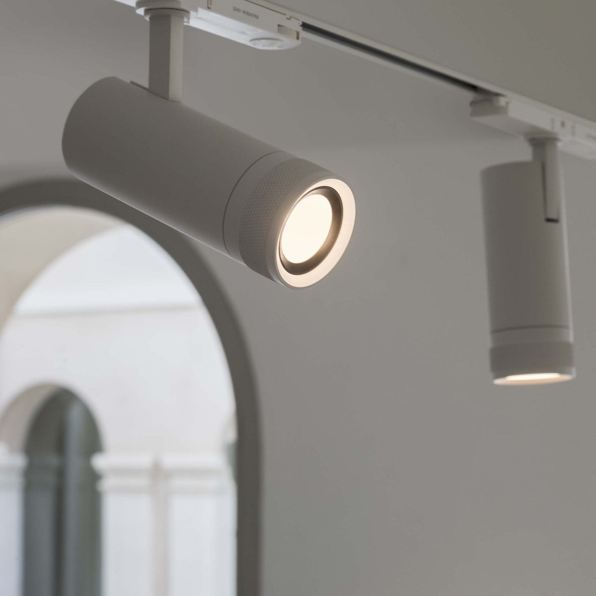 Spot pe șină Ideal Lux Eos 3-PHASE 15W 3000K DALI, alb, 302997