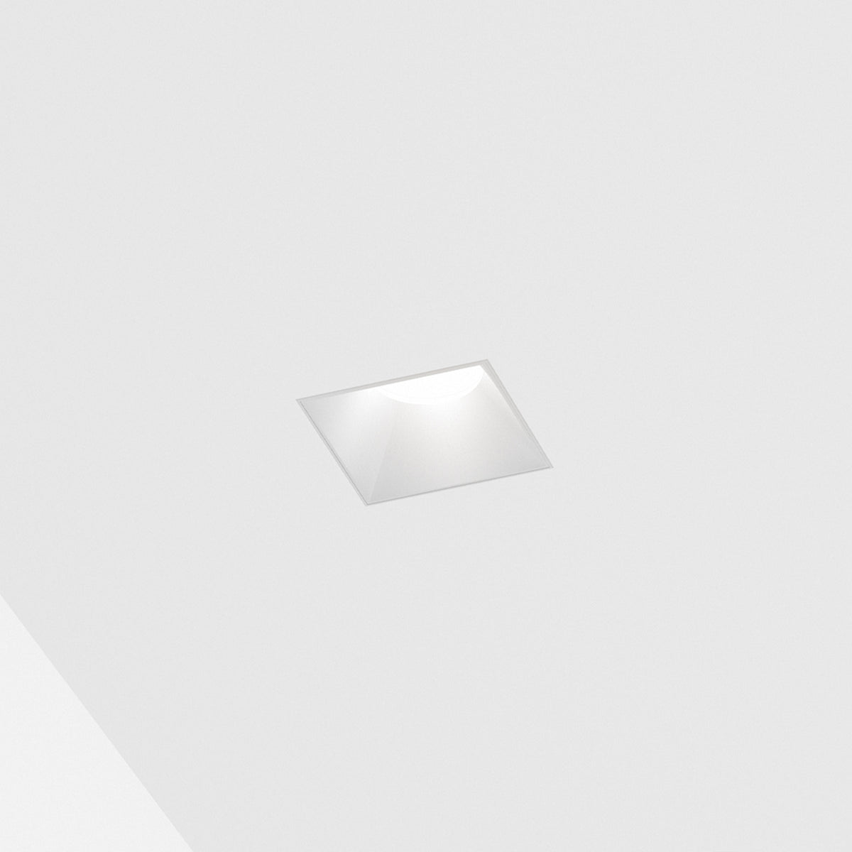 GAME TRIMLESS SQUARE 11W 3000K WH 319681