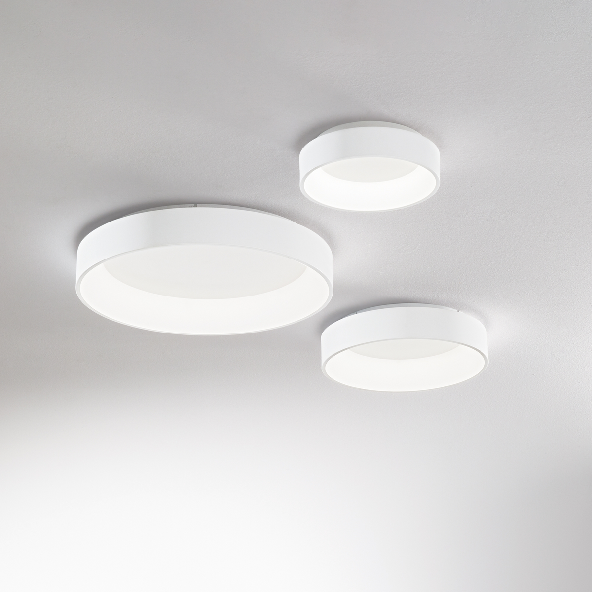 Plafonieră Ideal Lux Ziggy, negru, Ø80 cm, 321615