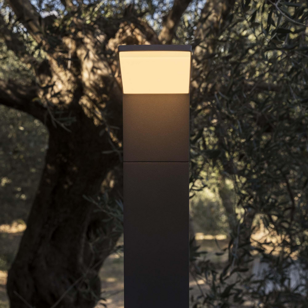 Stâlp de iluminat exterior Ideal Lux Style 3000K, negru, H100 cm, 322230