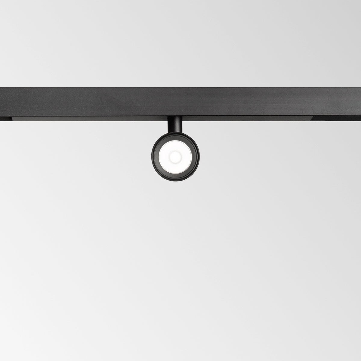 STICK TRACK SINGLE 03W 3000K 329505