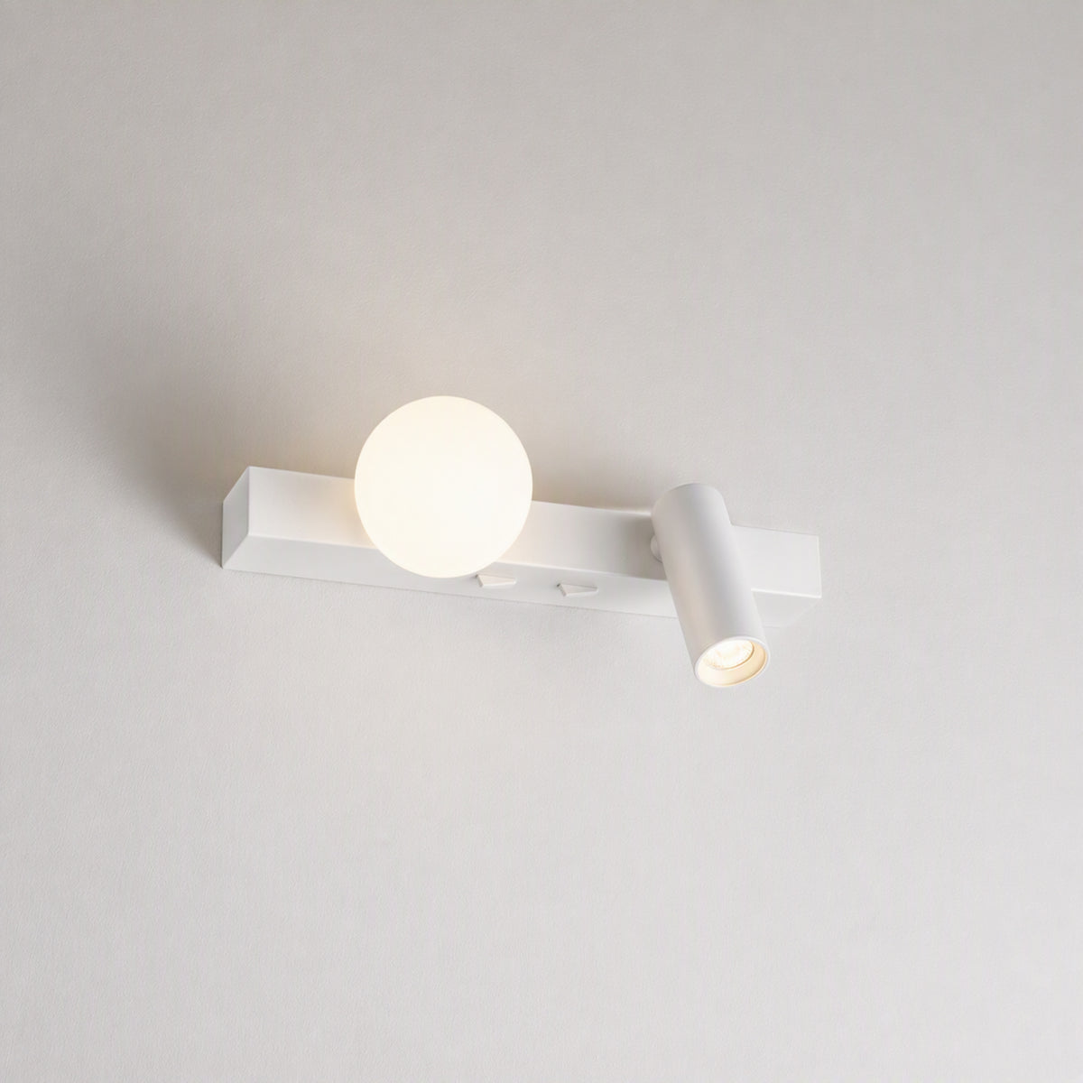 Aplică Ideal Lux Ping Pong, alamă, 336671