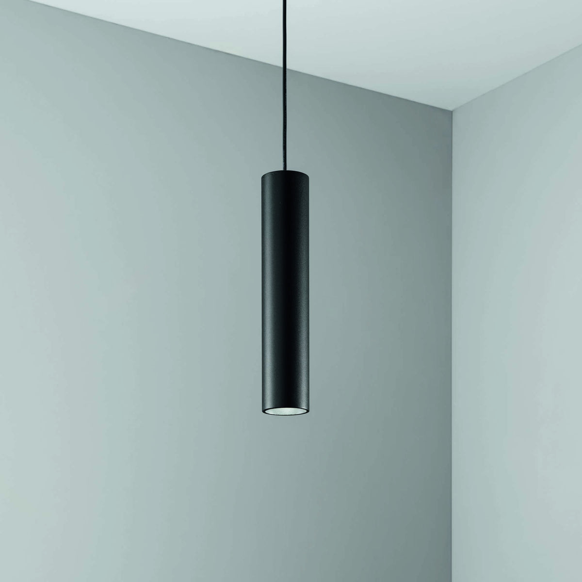 Pendul Ideal Lux Deva Pendant Tube 06W 4000K, negru, 370095