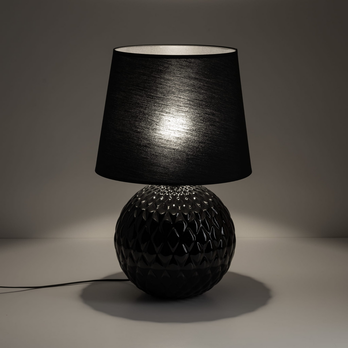 Lampa Santana Black 16047