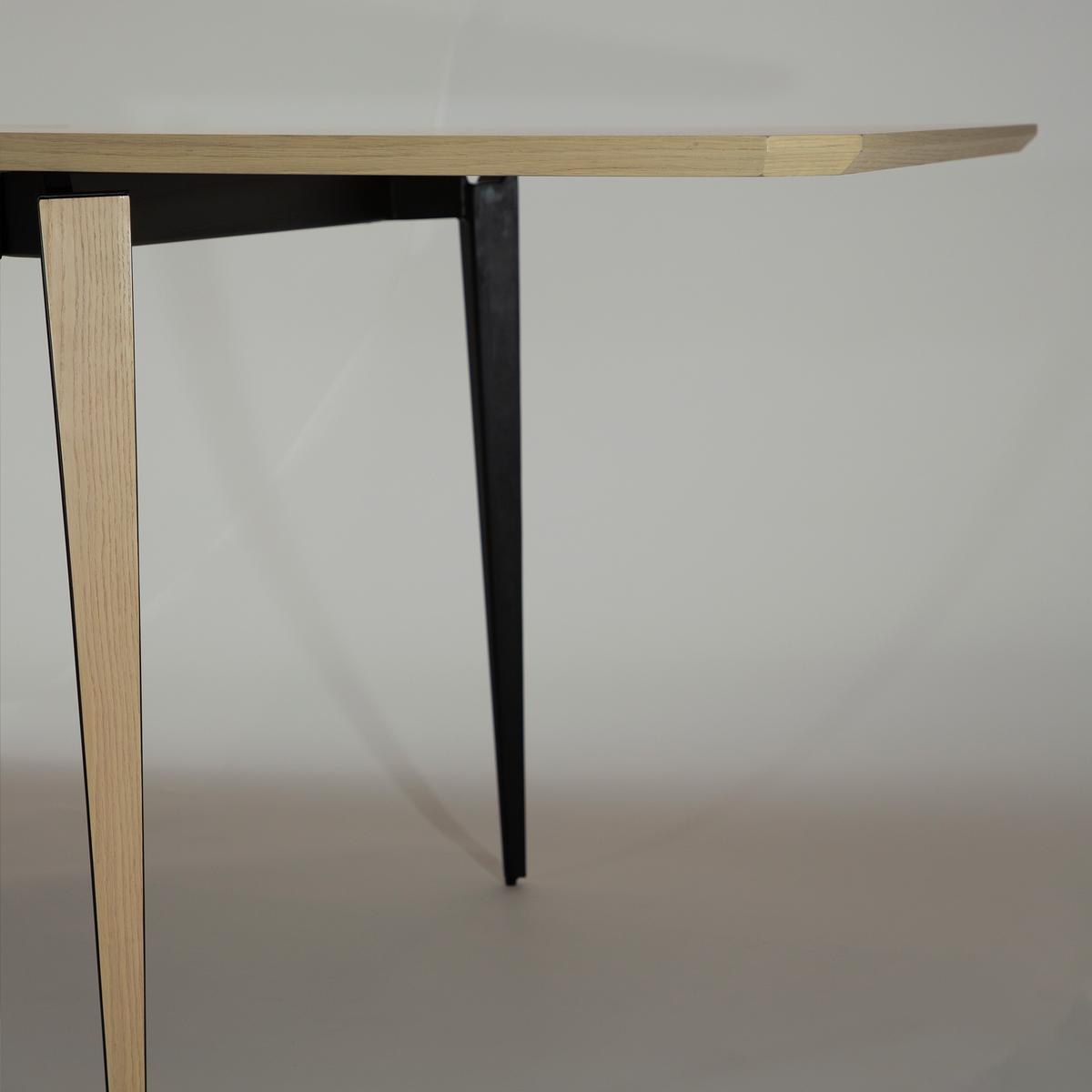 Masă de dining EDGE Stejar albit 400208318