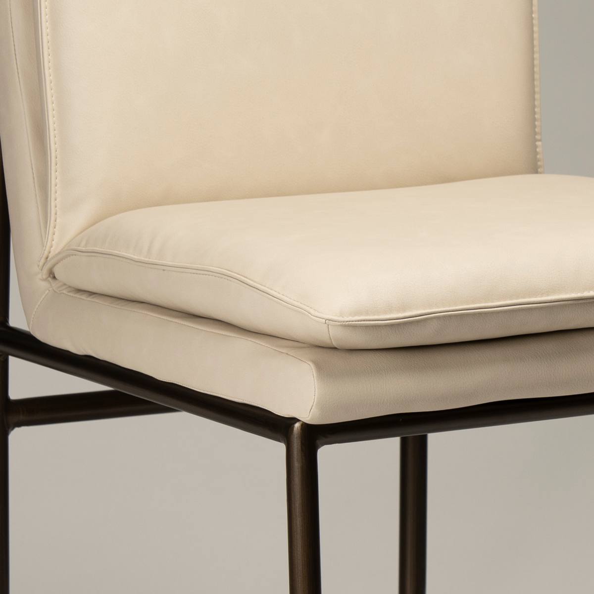 Scaun de blat EVOKE Migdală 300208403